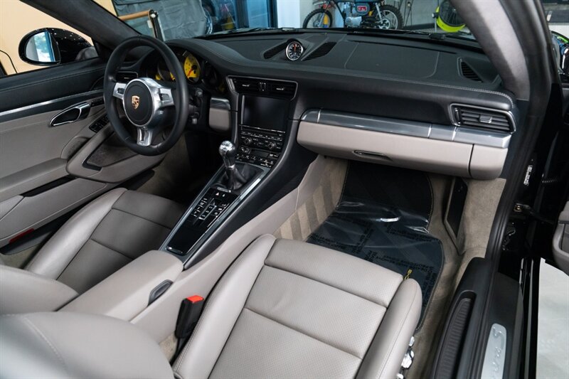2013 Porsche 911 Carrera S - Photo 9 - Neptune City, NJ 07753