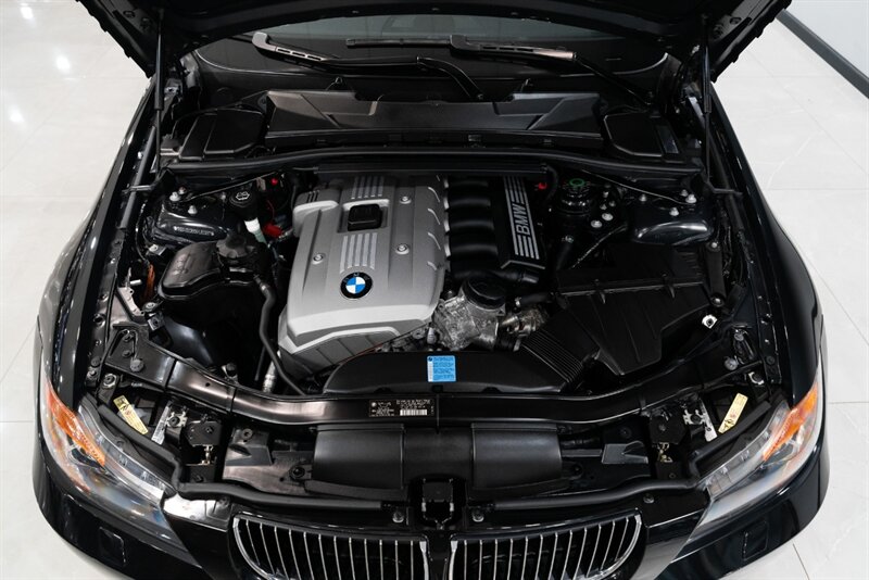 2006 BMW 3 Series 330xi - Photo 22 - Neptune City, NJ 07753