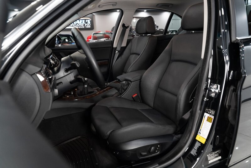 2006 BMW 3 Series 330xi - Photo 16 - Neptune City, NJ 07753