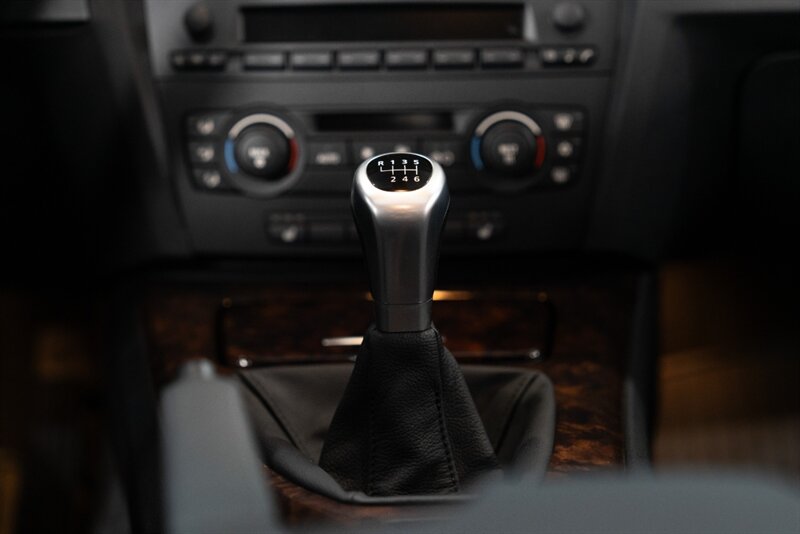 2006 BMW 3 Series 330xi - Photo 25 - Neptune City, NJ 07753