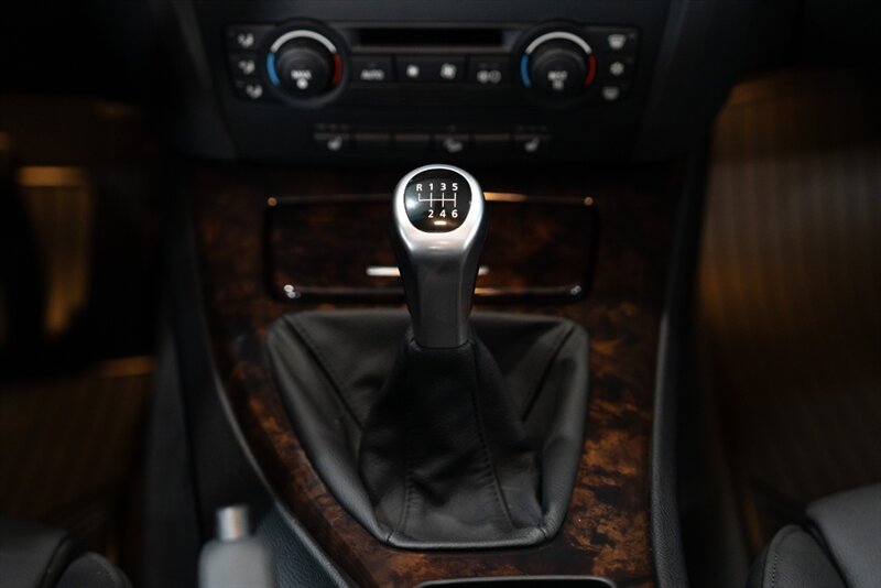 2006 BMW 3 Series 330xi - Photo 28 - Neptune City, NJ 07753