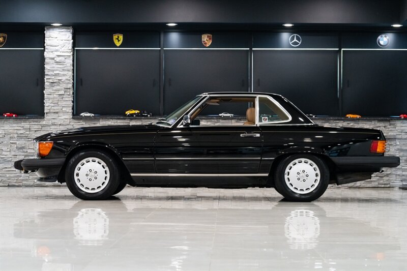 1989 Mercedes-Benz 560 SL  