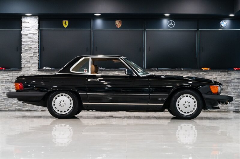 1989 Mercedes-Benz 560 SL - Photo 3 - Neptune City, NJ 07753