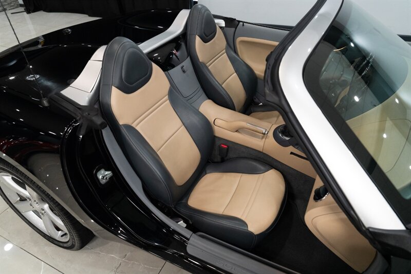 2006 Pontiac Solstice   - Photo 15 - Neptune City, NJ 07753