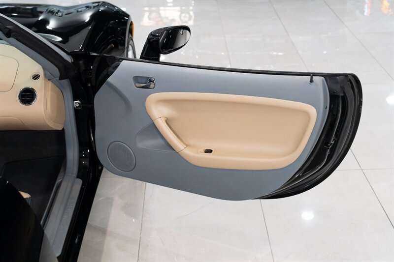 2006 Pontiac Solstice   - Photo 19 - Neptune City, NJ 07753