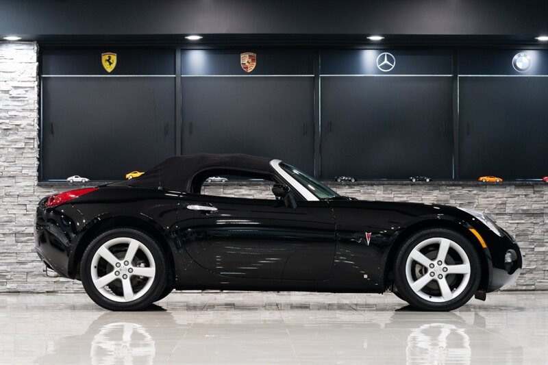 2006 Pontiac Solstice   - Photo 6 - Neptune City, NJ 07753