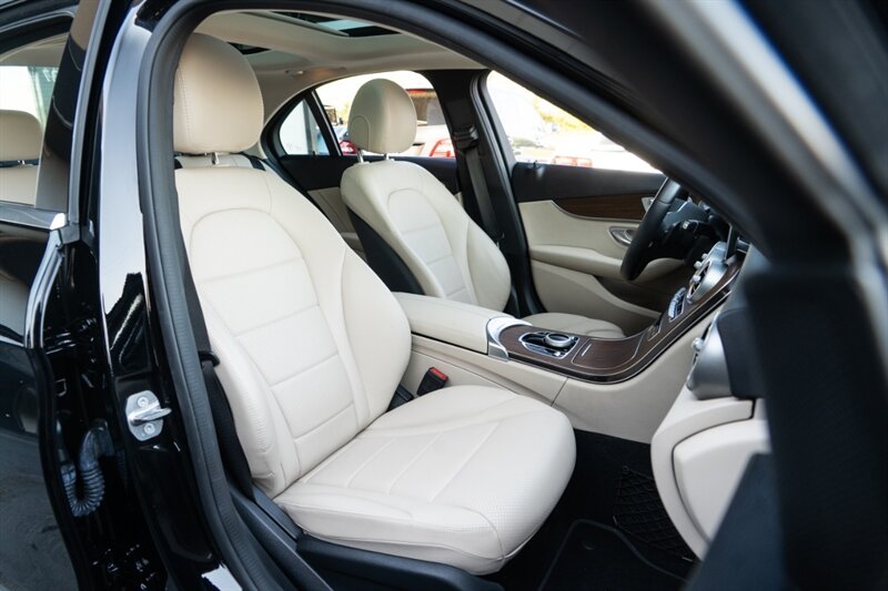 2019 Mercedes-Benz C 300 4MATIC - Photo 19 - Neptune City, NJ 07753