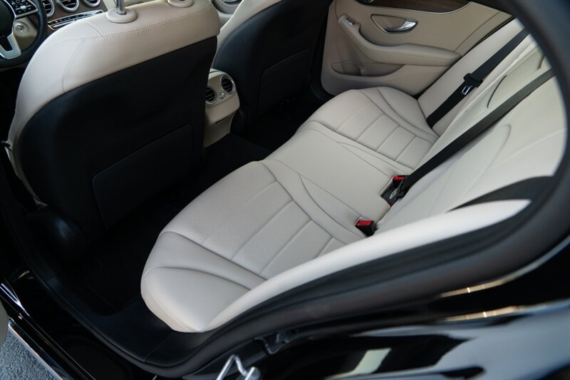2019 Mercedes-Benz C 300 4MATIC - Photo 15 - Neptune City, NJ 07753