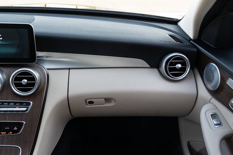 2019 Mercedes-Benz C 300 4MATIC - Photo 22 - Neptune City, NJ 07753