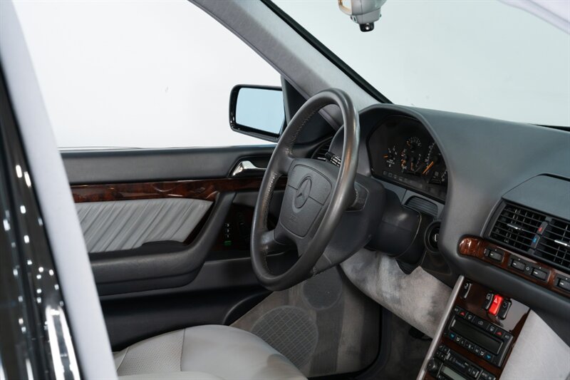 1996 Mercedes-Benz S 420 - Photo 30 - Neptune City, NJ 07753
