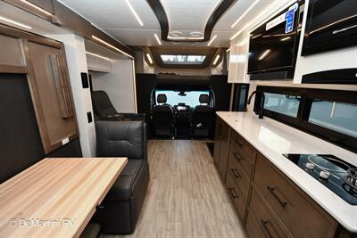 2026 Newmar Freedom Aire 2515 - Photo 3 - Grass Valley, CA 95945-5207