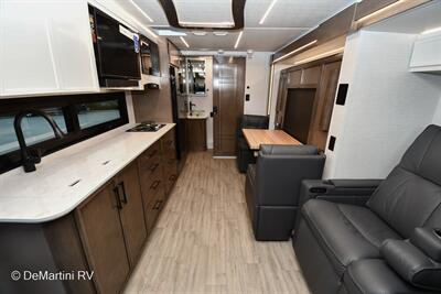 2026 Newmar Freedom Aire 2515 - Photo 9 - Grass Valley, CA 95945-5207