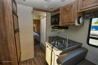 2019 Jayco Redhawk SE 27N - Photo 6 - Grass Valley, CA 95945-5207