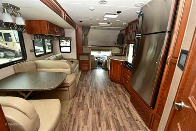 2018 Dynamax Isata 5 4x4 36DS   - Photo 10 - Grass Valley, CA 95945-5207