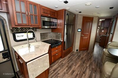 2018 Dynamax Isata 5 4x4 36DS   - Photo 6 - Grass Valley, CA 95945-5207