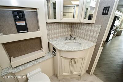 2021 American Coach American Dream 45A - Photo 8 - Grass Valley, CA 95945-5207