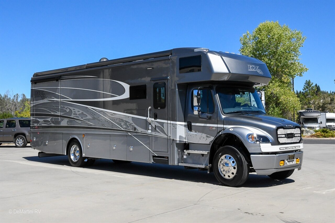 2026 Dynamax DX3 34KD   - Photo 1 - Grass Valley, CA 95945-5207