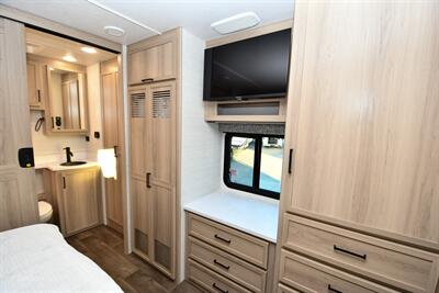 2026 Dynamax Europa S 37CA - Photo 16 - Grass Valley, CA 95945-5207