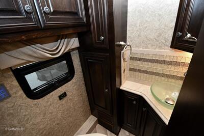 2016 Newmar Dutch Star 4018 - Photo 10 - Grass Valley, CA 95945-5207