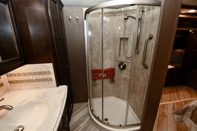 2016 Newmar Dutch Star 4018 - Photo 12 - Grass Valley, CA 95945-5207