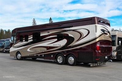 2016 Newmar Dutch Star 4018 - Photo 2 - Grass Valley, CA 95945-5207