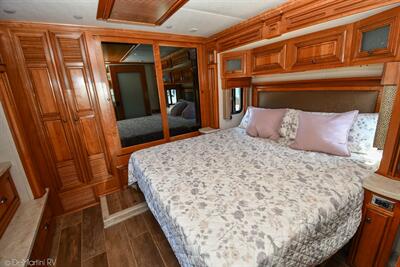 2019 Newmar Dutch Star 3717   - Photo 10 - Grass Valley, CA 95945-5207