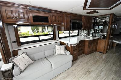 2022 Newmar Dutch Star 4081   - Photo 5 - Grass Valley, CA 95945-5207