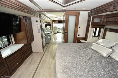 2022 Newmar Dutch Star 4081   - Photo 12 - Grass Valley, CA 95945-5207