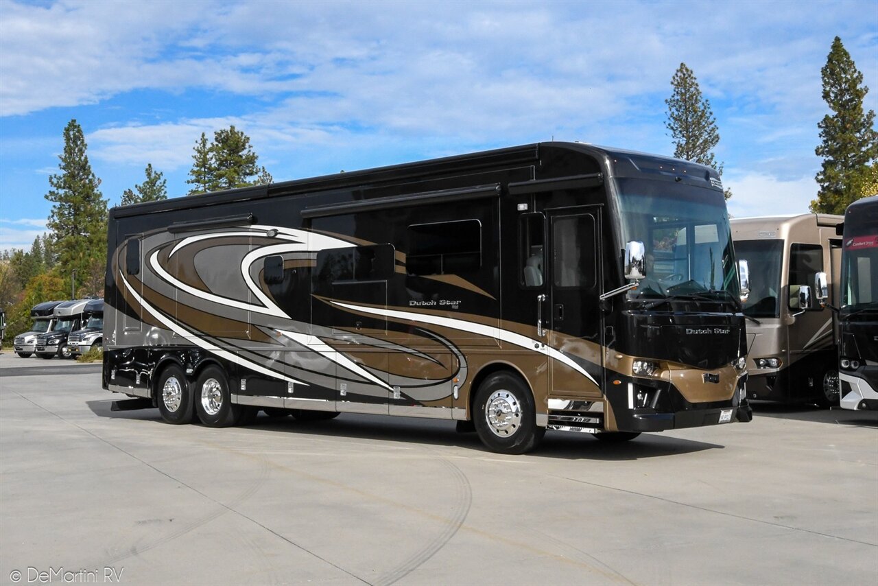 2022 Newmar Dutch Star 4081   - Photo 1 - Grass Valley, CA 95945-5207