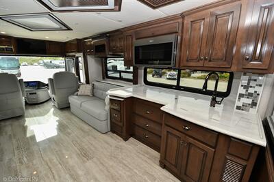 2022 Newmar Dutch Star 4081   - Photo 16 - Grass Valley, CA 95945-5207