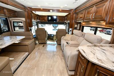 2018 Thor Aria 3401   - Photo 3 - Grass Valley, CA 95945-5207