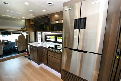 2026 Dynamax Europa 31SS   - Photo 13 - Grass Valley, CA 95945-5207