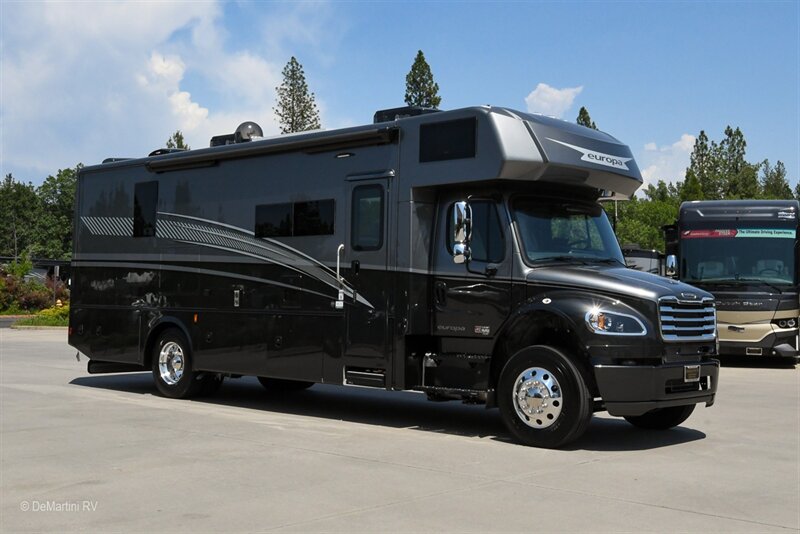 2026 Dynamax Europa 31SS  
