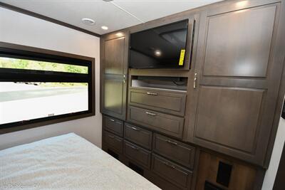 2026 Dynamax DX3 34KD - Photo 10 - Grass Valley, CA 95945-5207