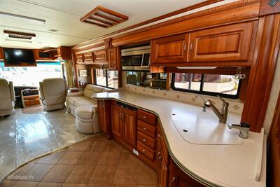 2004 Monaco Windsor 40PST   - Photo 13 - Grass Valley, CA 95945-5207