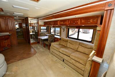 2004 Monaco Windsor 40PST   - Photo 5 - Grass Valley, CA 95945-5207