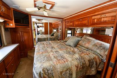 2004 Monaco Windsor 40PST   - Photo 8 - Grass Valley, CA 95945-5207