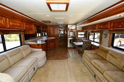 2004 Monaco Windsor 40PST   - Photo 4 - Grass Valley, CA 95945-5207