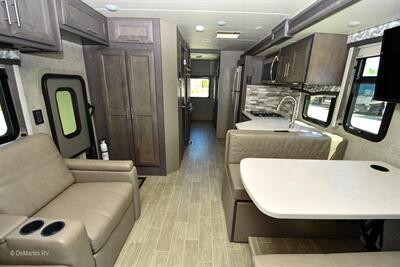 2022 Thor Omni 4x4 XG32 Wilderness Edition   - Photo 4 - Grass Valley, CA 95945-5207