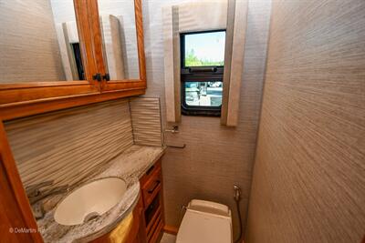 2021 Tiffin Allegro Bus 40IP   - Photo 7 - Grass Valley, CA 95945-5207