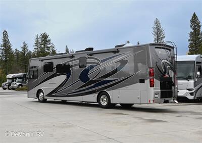 2021 Thor Venetian R40   - Photo 2 - Grass Valley, CA 95945-5207