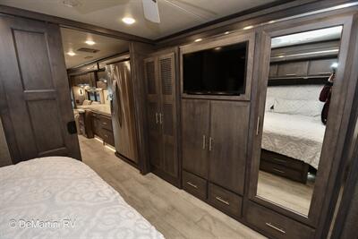 2021 Thor Venetian R40   - Photo 14 - Grass Valley, CA 95945-5207