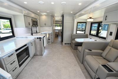 2026 Dynamax Dynaquest XL 3801TS   - Photo 4 - Grass Valley, CA 95945-5207