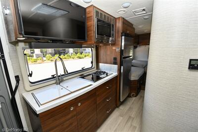 2022 Winnebago View 24V   - Photo 6 - Grass Valley, CA 95945-5207