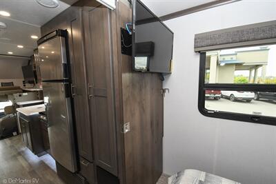 2025 Dynamax Isata 5 4x4 28SS   - Photo 8 - Grass Valley, CA 95945-5207