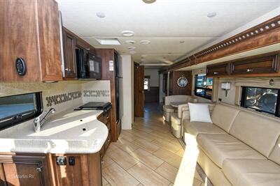 2018 Newmar Bay Star 3124   - Photo 11 - Grass Valley, CA 95945-5207