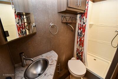 2018 Thor Vegas 25.3   - Photo 6 - Grass Valley, CA 95945-5207