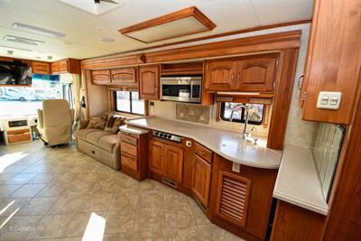 2007 Holiday Rambler Endeavor 40PDQ   - Photo 8 - Grass Valley, CA 95945-5207