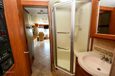 2008 Holiday Rambler Ambassador 38PDQ   - Photo 11 - Grass Valley, CA 95945-5207