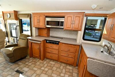 2006 Itasca Sunrise 35A   - Photo 14 - Grass Valley, CA 95945-5207